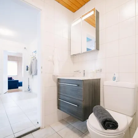 Appartement Bergoase In See- Und Bergnaehe, 6 Gaeste, Praktisch, Mit Balkon Spiez