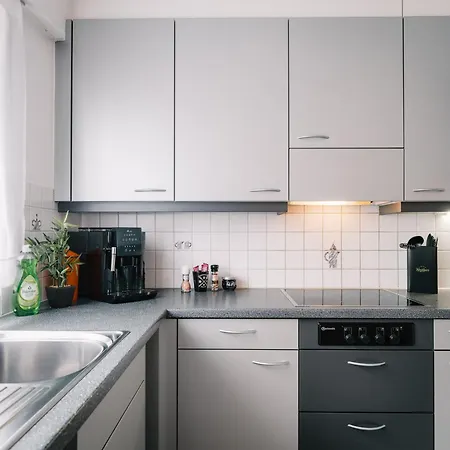 Bergoase In See- Und Bergnaehe, 6 Gaeste, Praktisch, Mit Balkon * 슈피츠