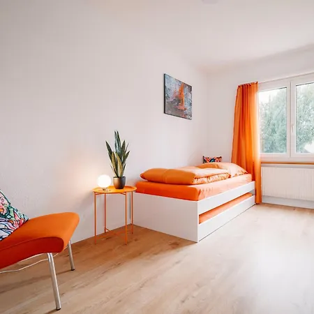 Bergoase In See- Und Bergnaehe, 6 Gaeste, Praktisch, Mit Balkon * Spiez