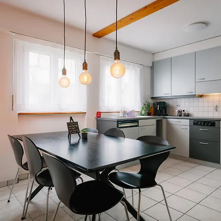 Bergoase In See- Und Bergnaehe, 6 Gaeste, Praktisch, Mit Balkon *